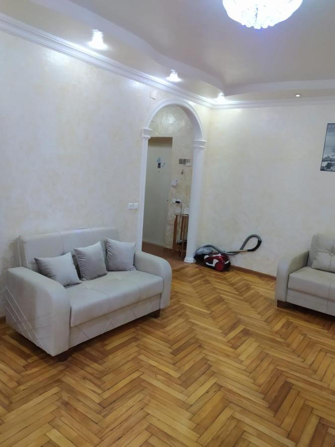 Apartment On 26 May Str Batumi Eksteriør billede
